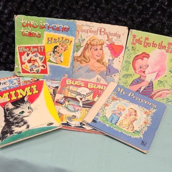 Vintage Story hour and Bonnie story books bundle - Picture 1 of 5